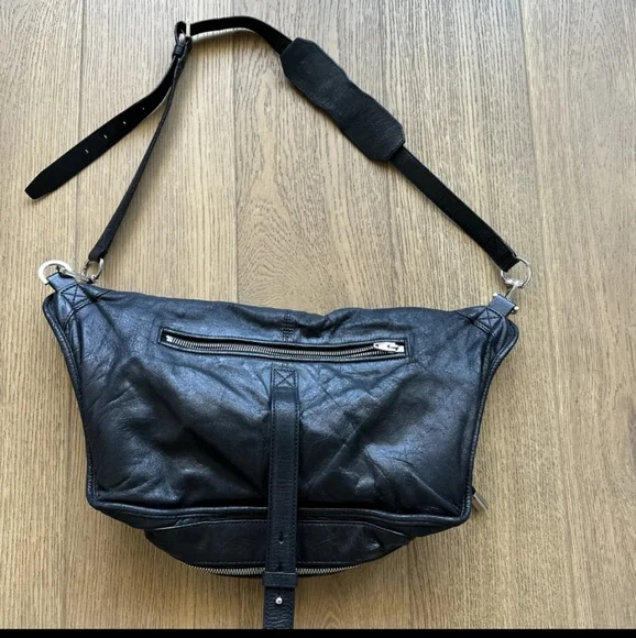 🔥⬇️FINAL PRICE DROP 🔥 2 piece Alexander Wang handbag and wallet - Picture 8 of 12